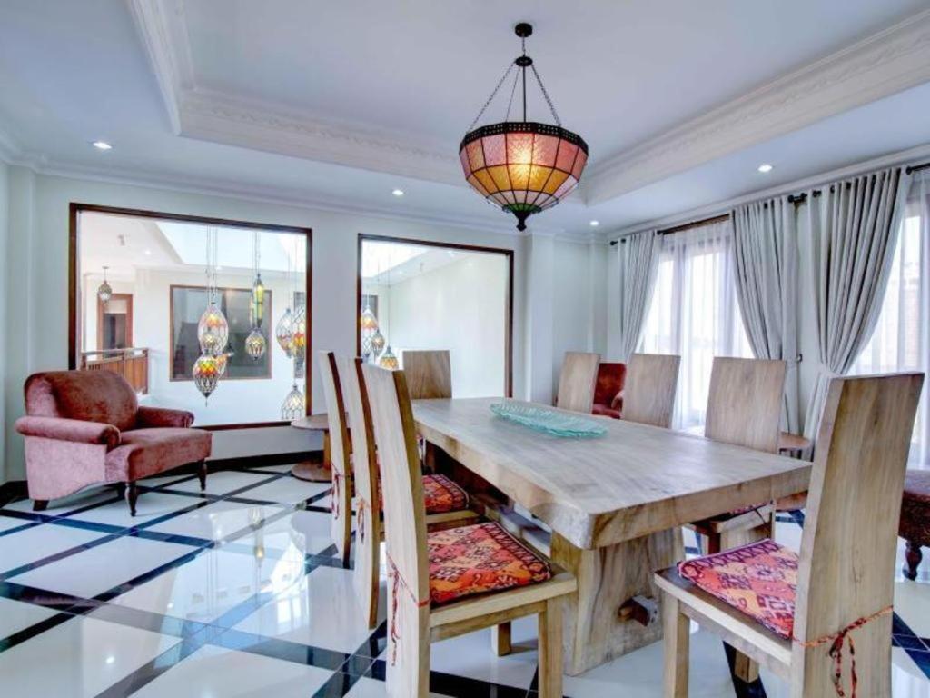Hastinapura Residence Jimbaran  Bagian luar foto