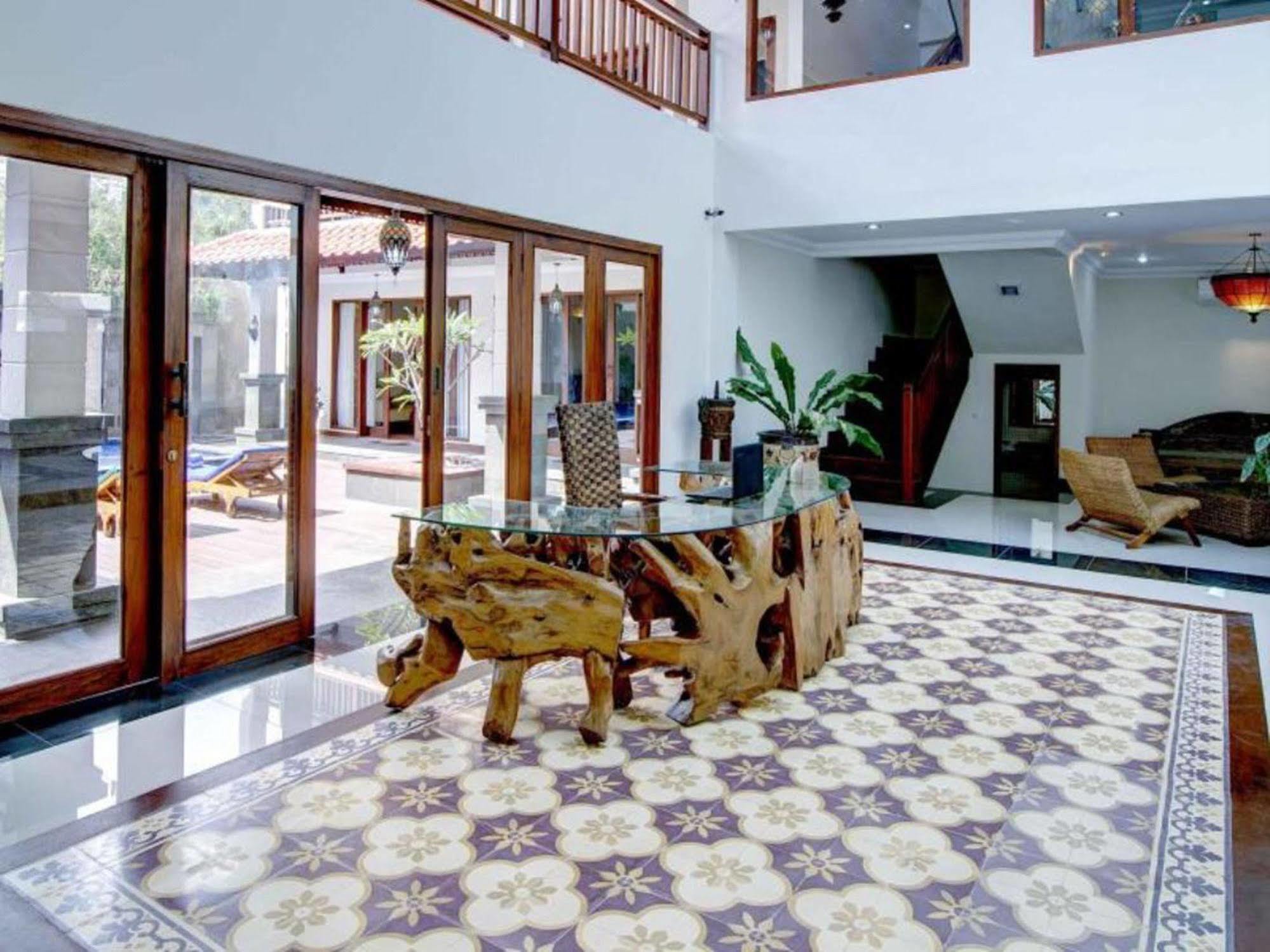 Hastinapura Residence Jimbaran  Bagian luar foto