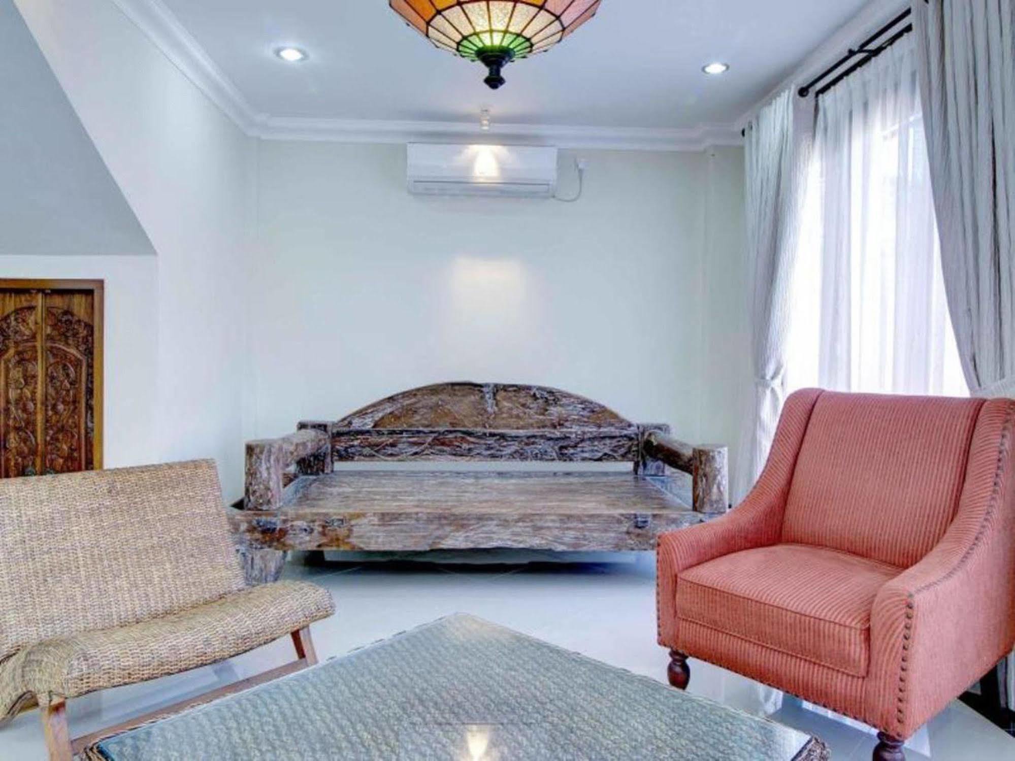 Hastinapura Residence Jimbaran  Bagian luar foto
